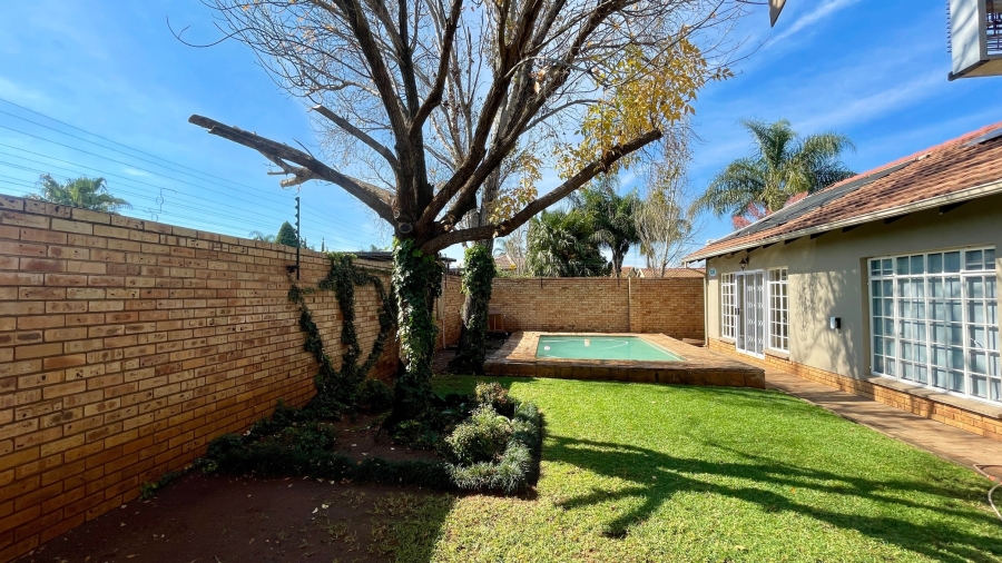 3 Bedroom Property for Sale in Wilkoppies North West